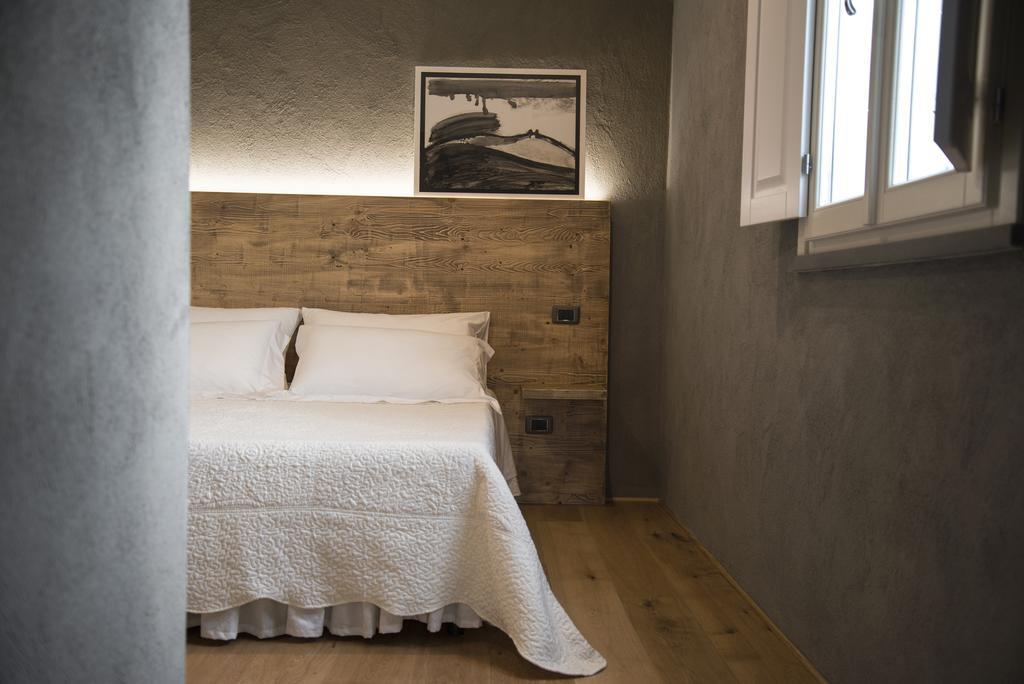 Il Giardino Di Ortensia B&B Bientina Habitación foto
